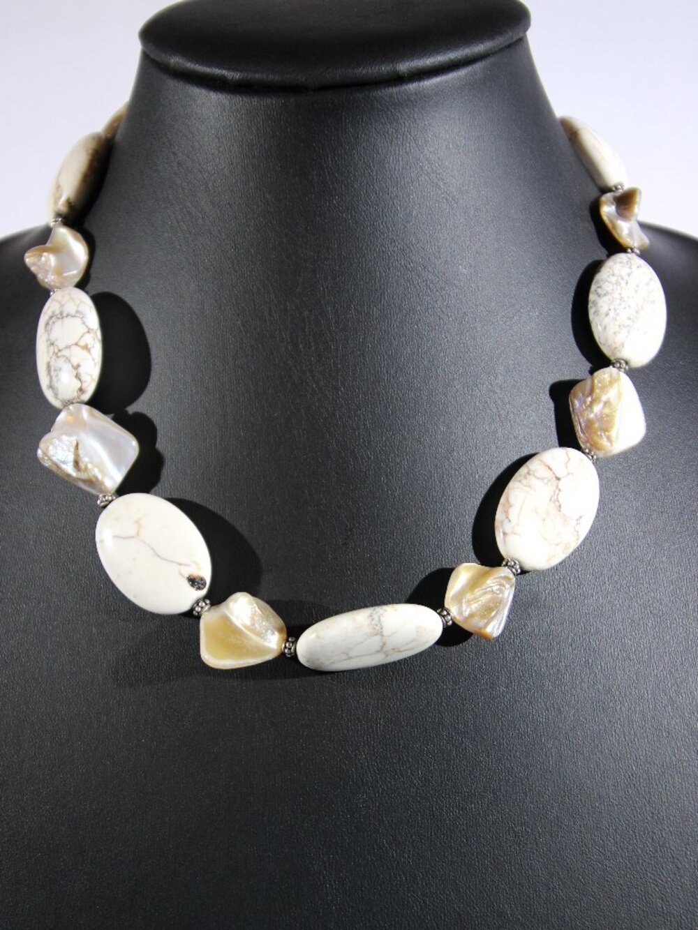 Vintage Donna Dressler Sterling Silver .925 Howlite Necklace - Picture 3 of 10